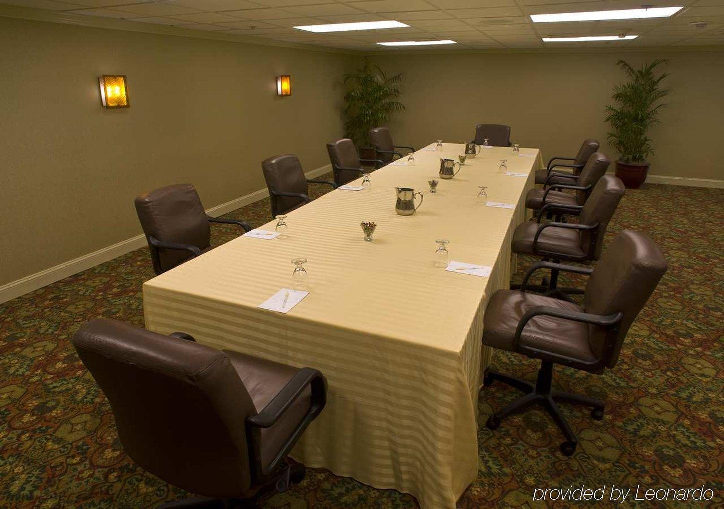 Doubletree By Hilton Hotel Wilmington Ανέσεις φωτογραφία